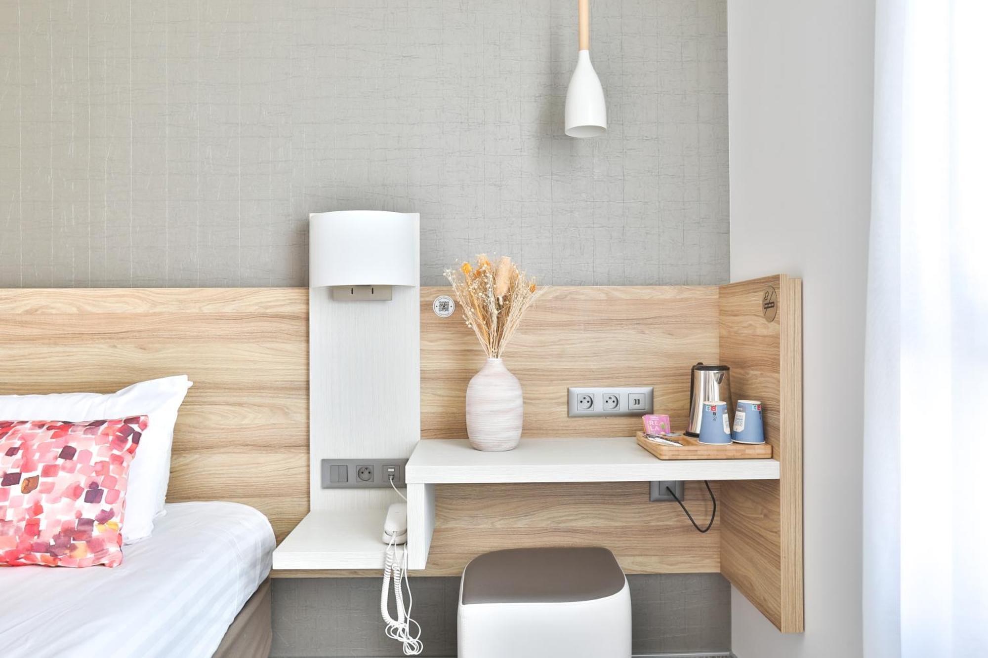 Kyriad Pontarlier Ngoại thất bức ảnh